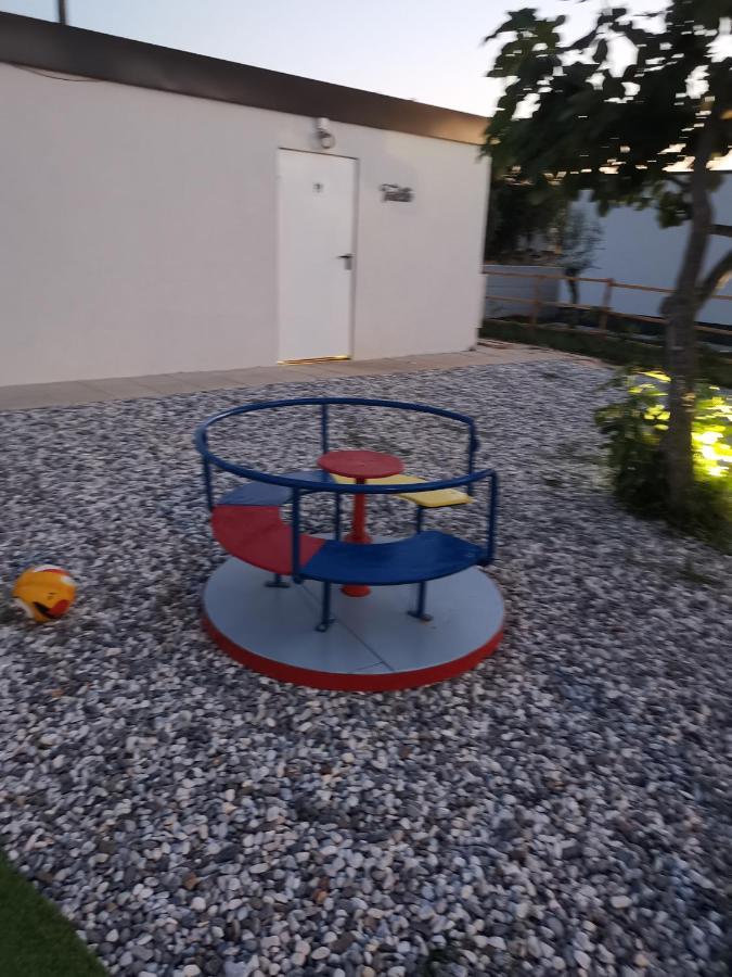 Large Camper In The Olive Grove Hotel Banjole Exterior foto